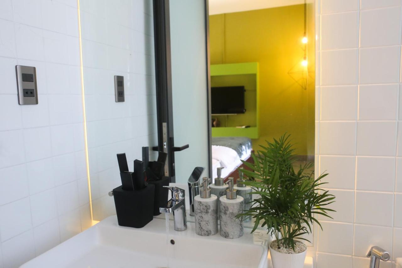 Nam Mua Boutique Hotel Hue Buitenkant foto