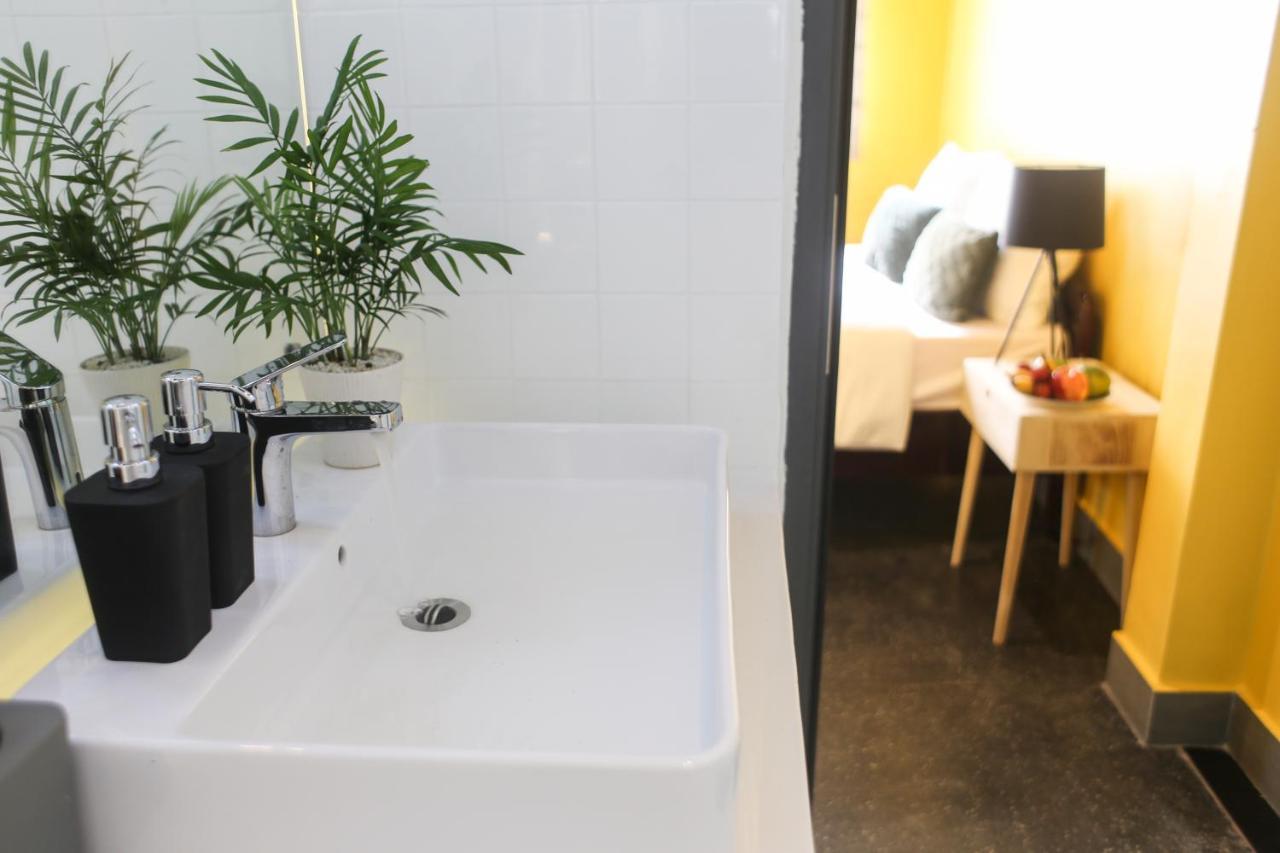 Nam Mua Boutique Hotel Hue Buitenkant foto