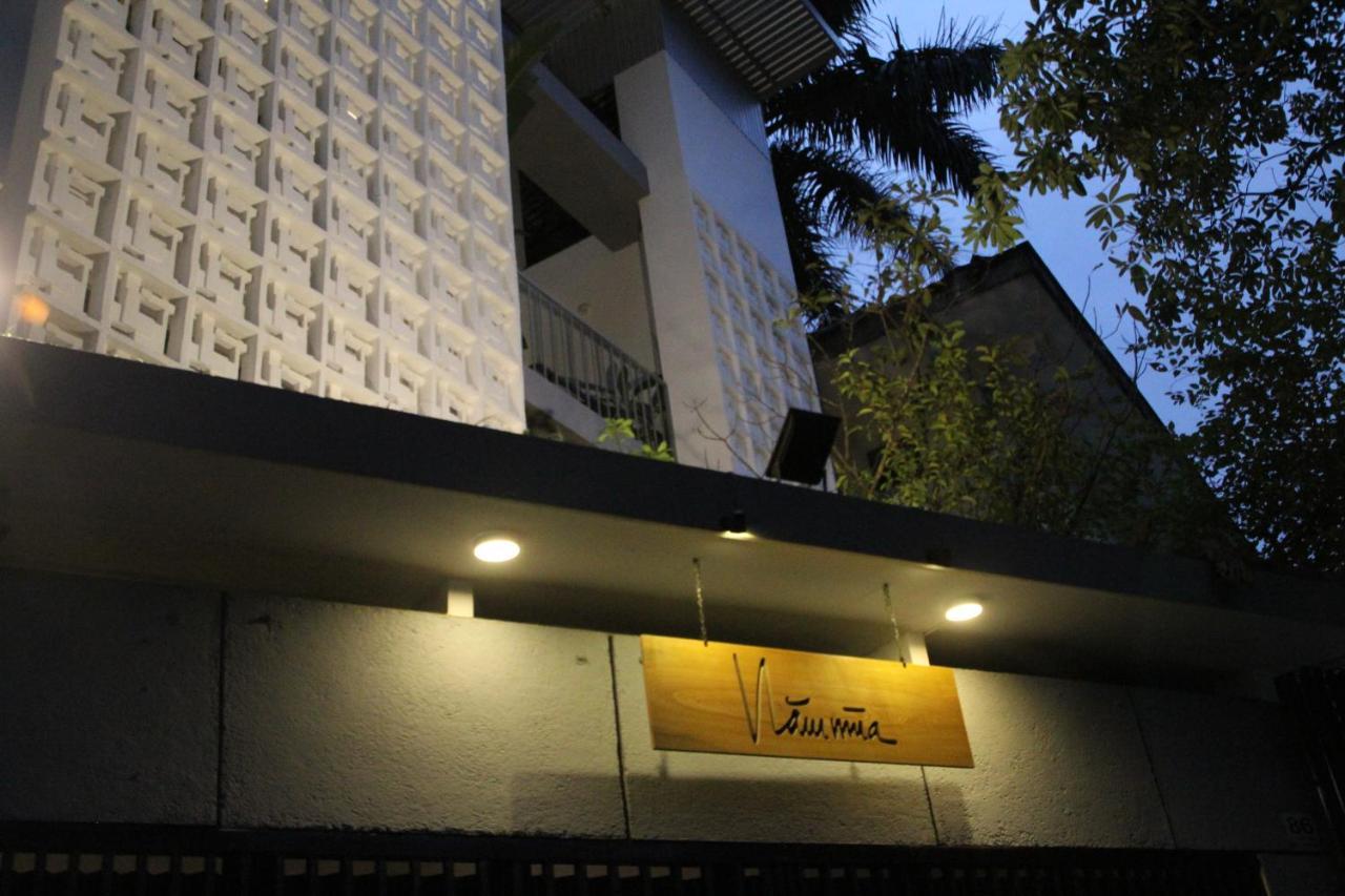 Nam Mua Boutique Hotel Hue Buitenkant foto